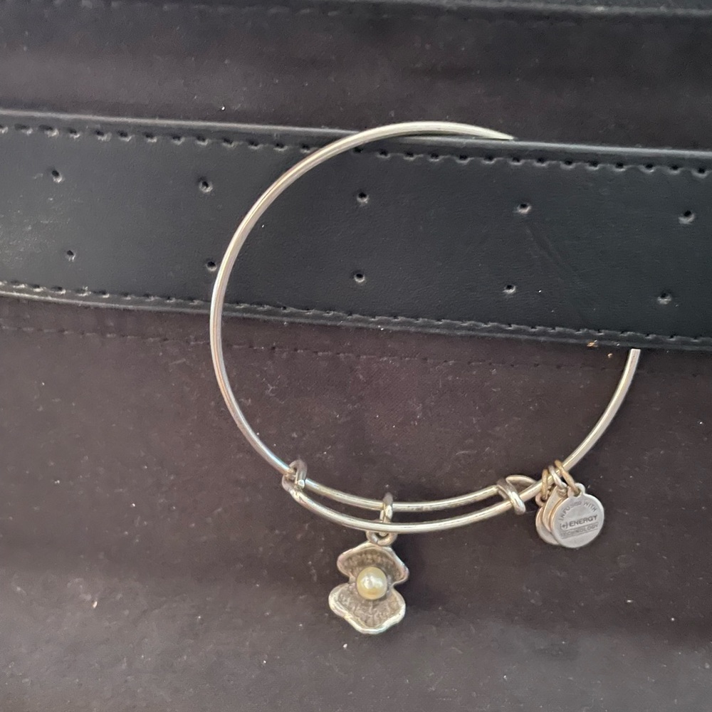 Alex and Ani Seashell with Pearl Silver Tone Bangle Charm Bracelet One Size